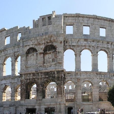 Apartman Paola Pola Esterno foto