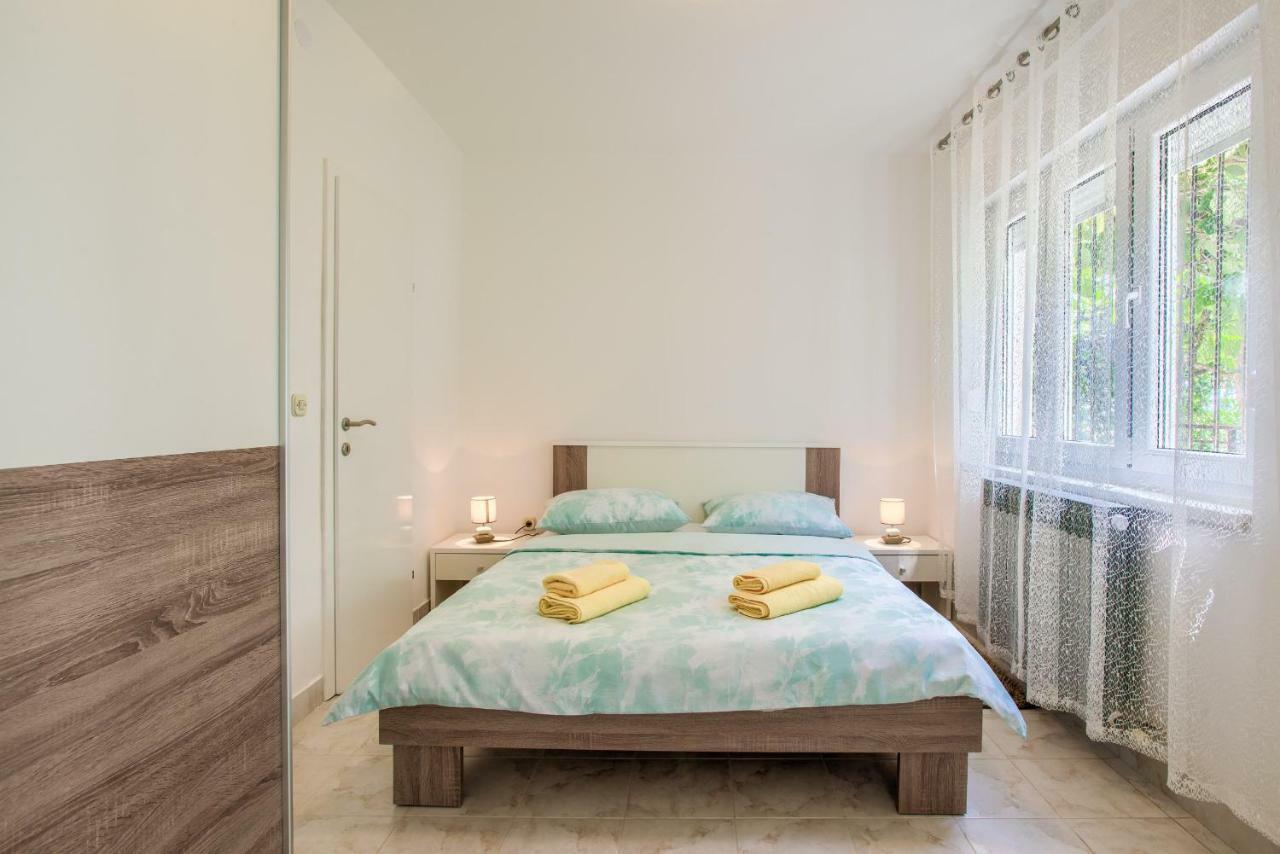 Apartman Paola Pola Esterno foto