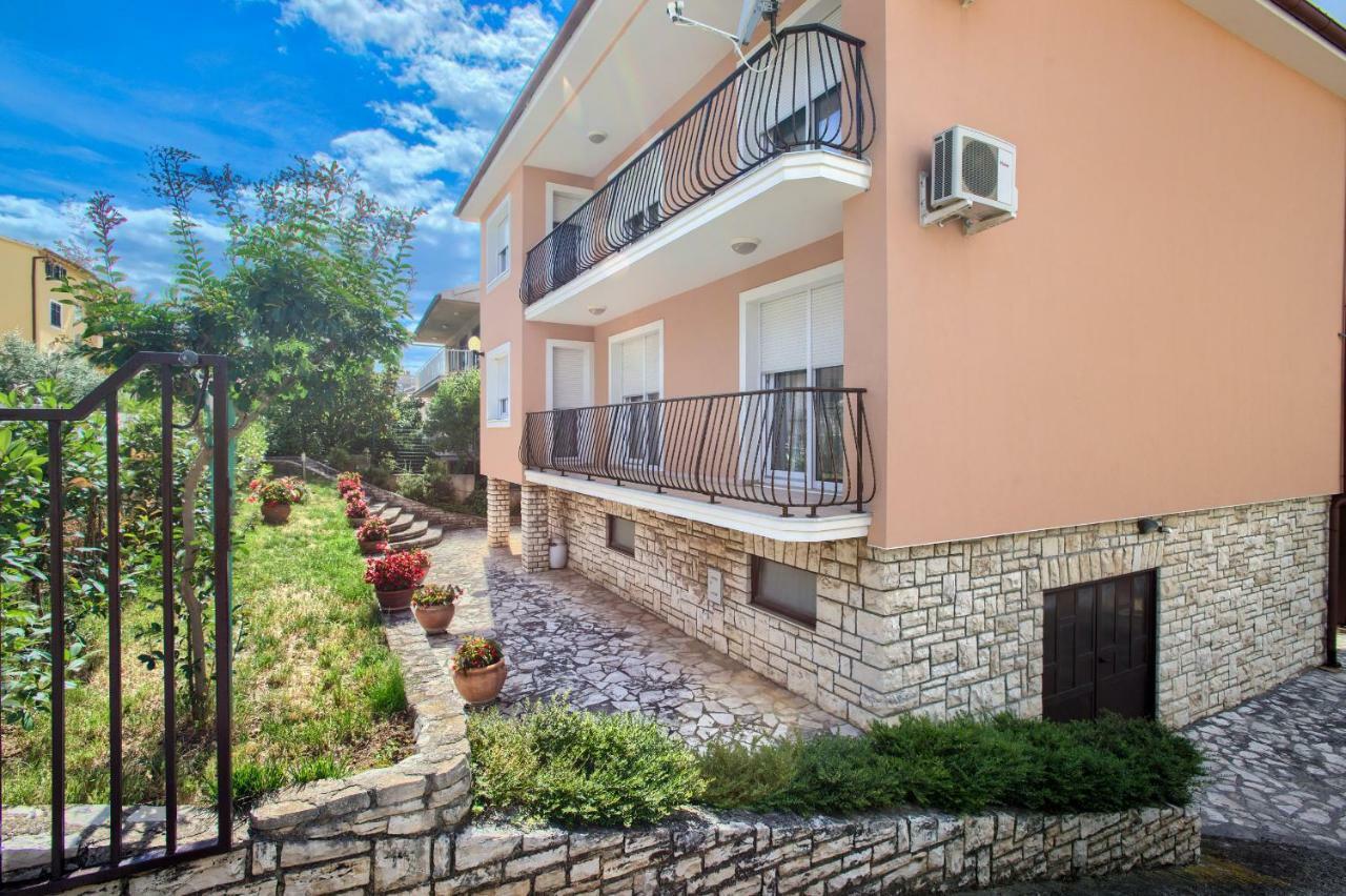 Apartman Paola Pola Esterno foto