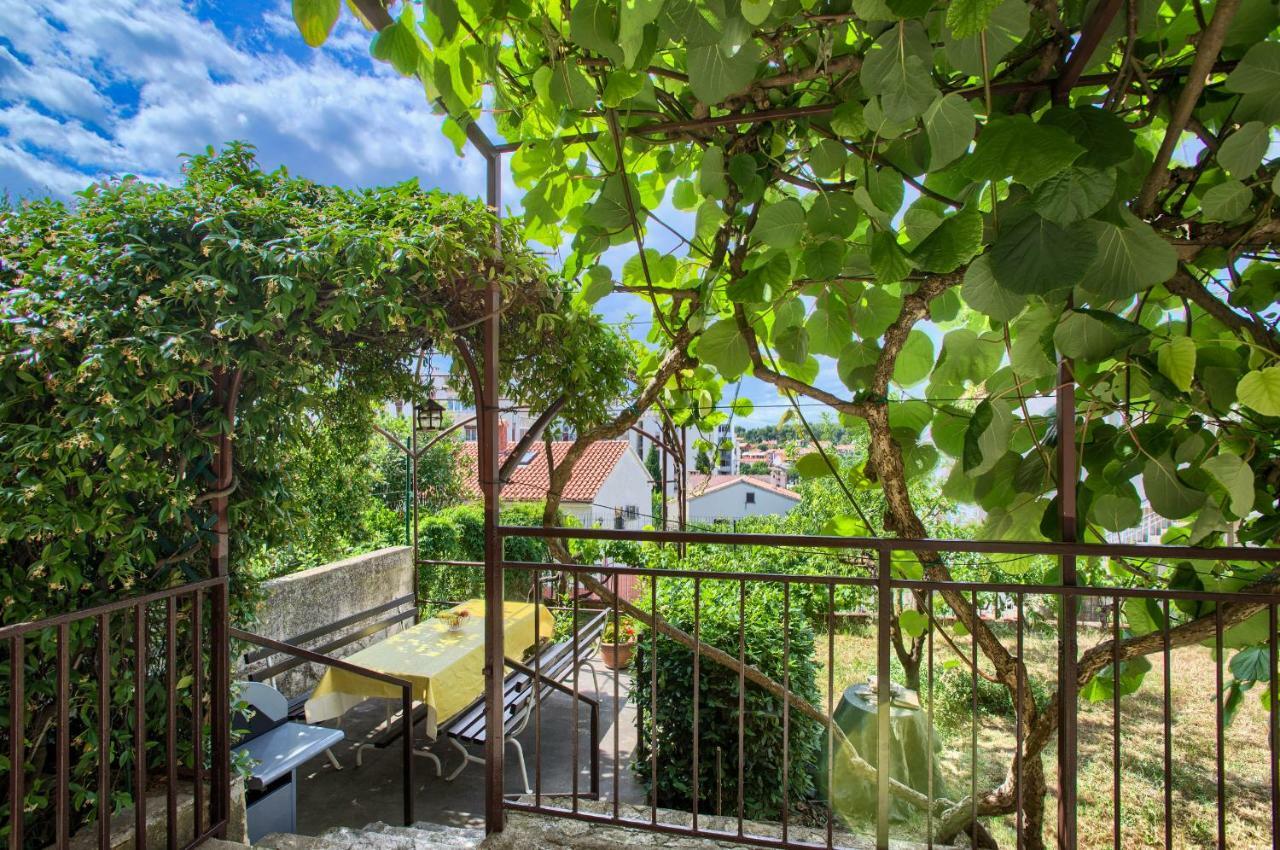 Apartman Paola Pola Esterno foto