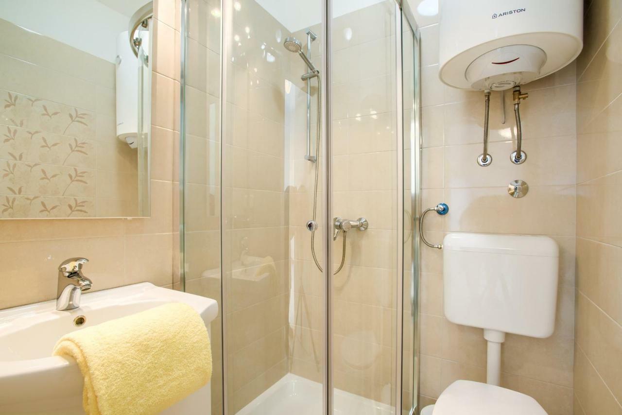 Apartman Paola Pola Esterno foto