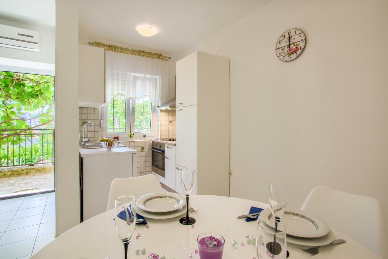 Apartman Paola Pola Esterno foto